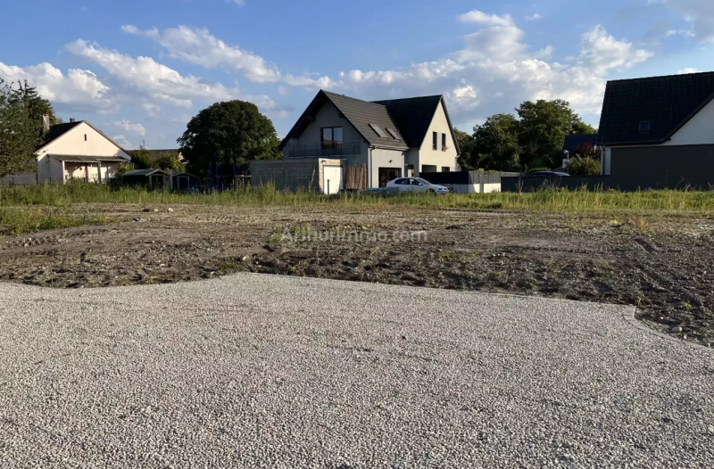 Vente terrain à bâtir viabilisé 128 000€ de 594 m² à Jebsheim - environnement calme et verdoyant