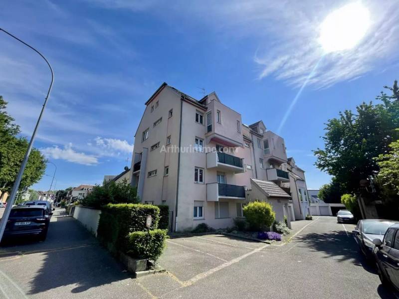 Vente appartement 5 pièces 121 m² avec terrasse, garage et 4 chambres à Colmar quartier Sud proche centre
